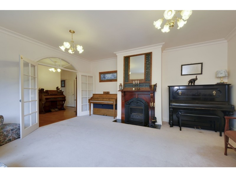 109-113 Haunted Hills Road, Newborough VIC 3825