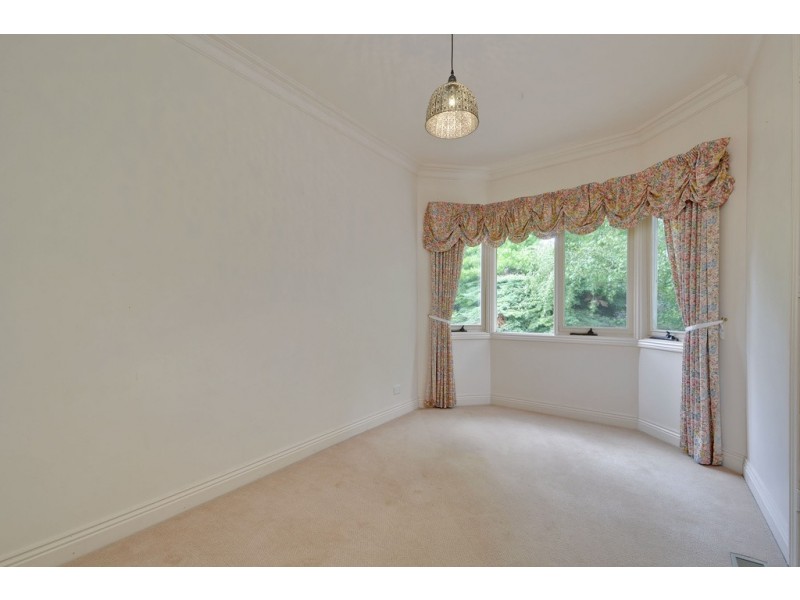 109-113 Haunted Hills Road, Newborough VIC 3825