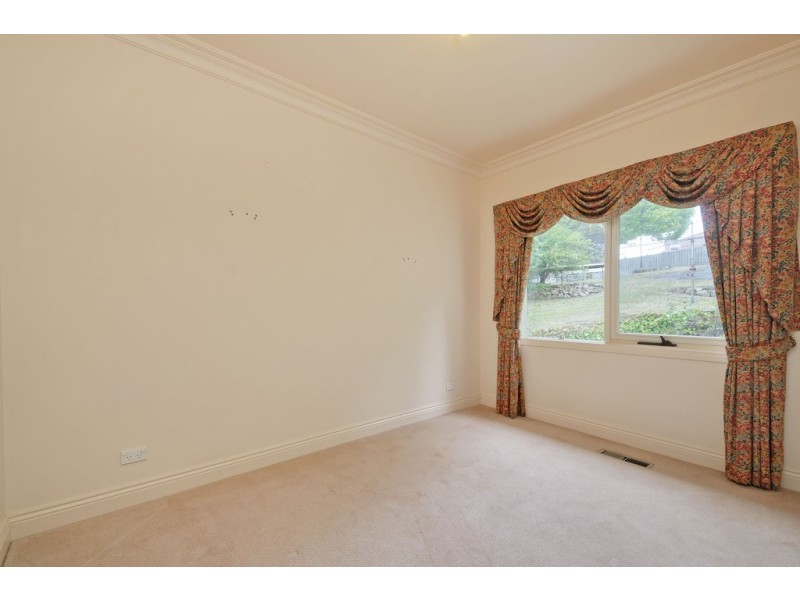 109-113 Haunted Hills Road, Newborough VIC 3825