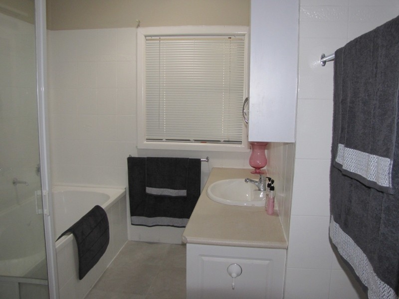 28A Hawker Street, Moe VIC 3825