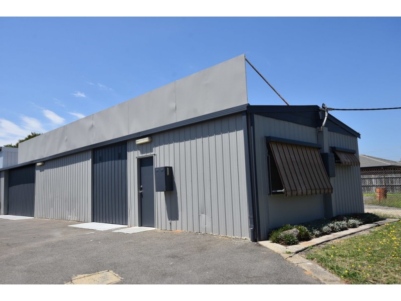 3 Tabuteau Road, Moe VIC 3825