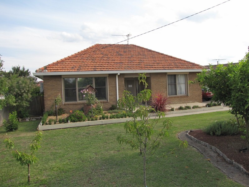 9 Tresswell Ave, Newborough VIC 3825