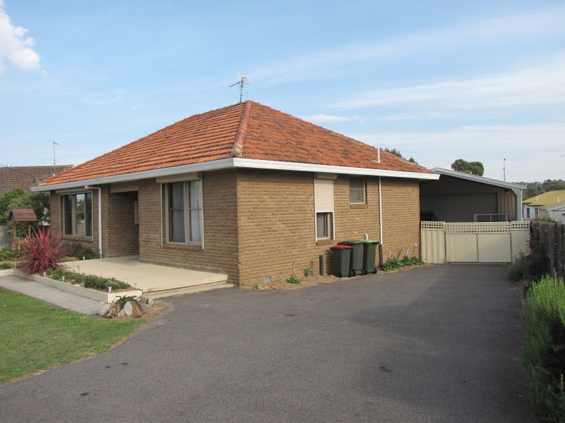 9 Tresswell Ave, Newborough VIC 3825