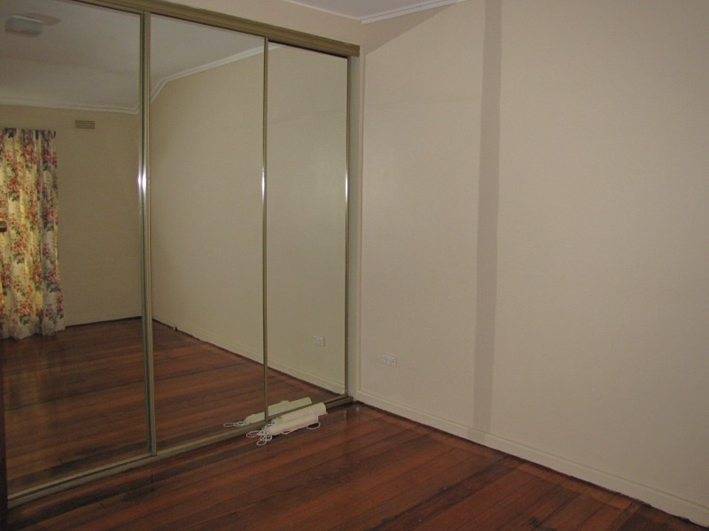 6 Mitchell Court, Moe VIC 3825