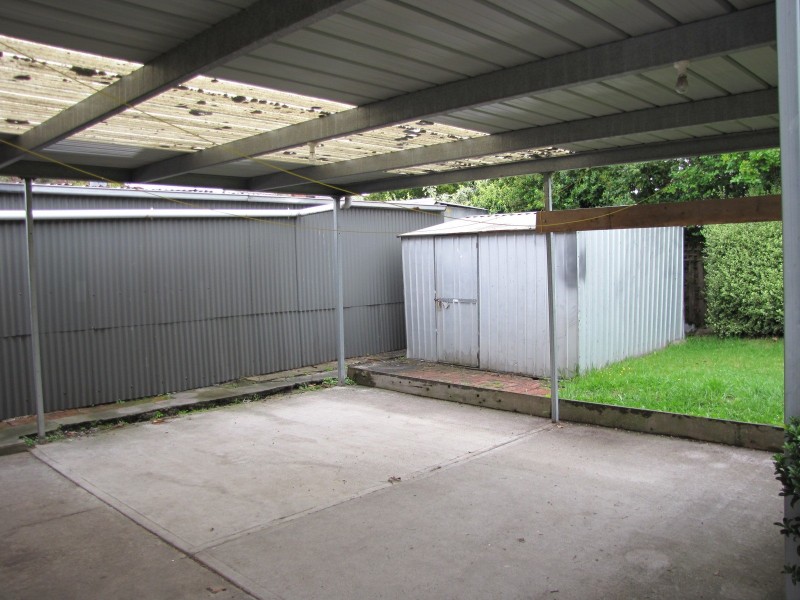 6 Mitchell Court, Moe VIC 3825