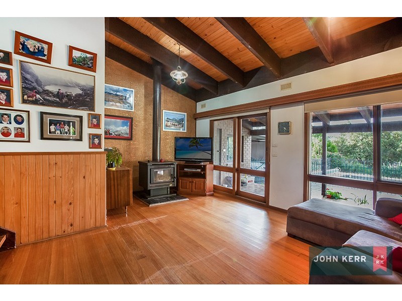 15 Elswyk Road, Moe South VIC 3825