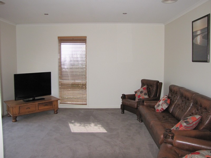 3 Rafter Court, Moe VIC 3825