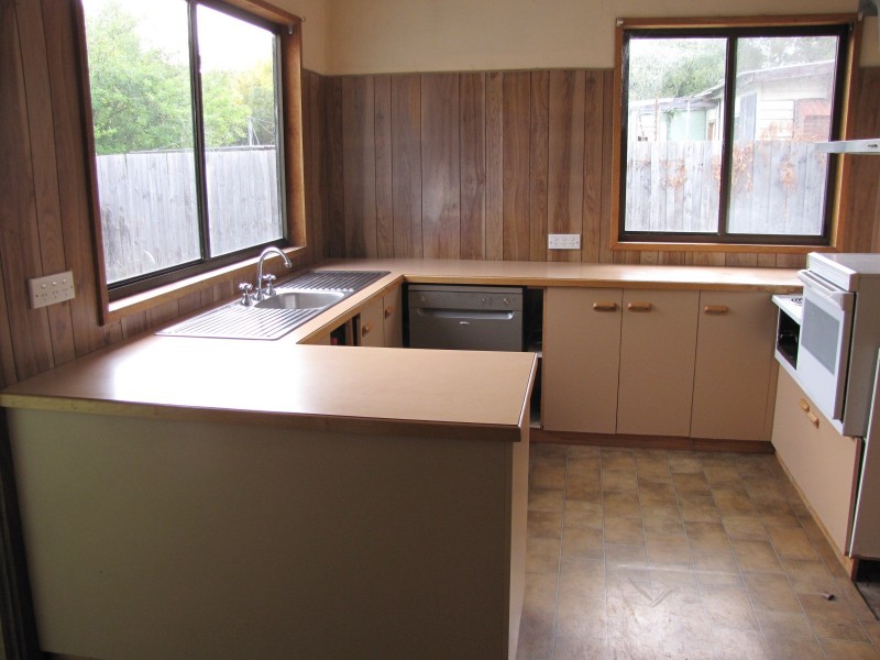 156 Narracan Drive, Newborough VIC 3825