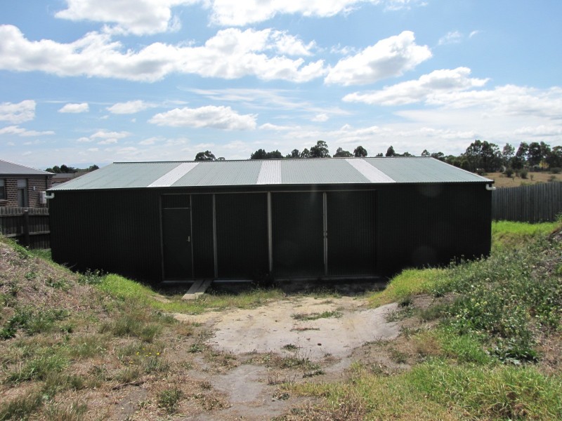 156 Narracan Drive, Newborough VIC 3825