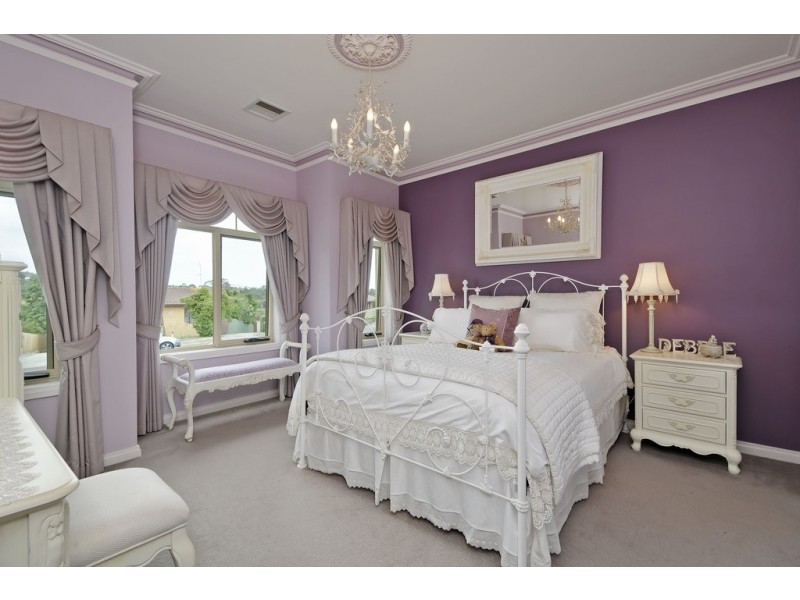 7 Amor Court, Newborough VIC 3825