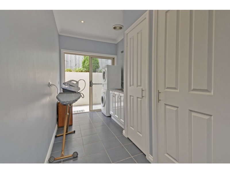 7 Amor Court, Newborough VIC 3825