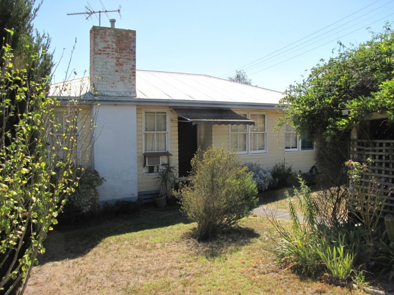 18 Margaret Street, Moe VIC 3825