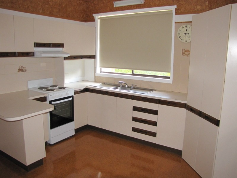 24 Margaret Street, Moe VIC 3825