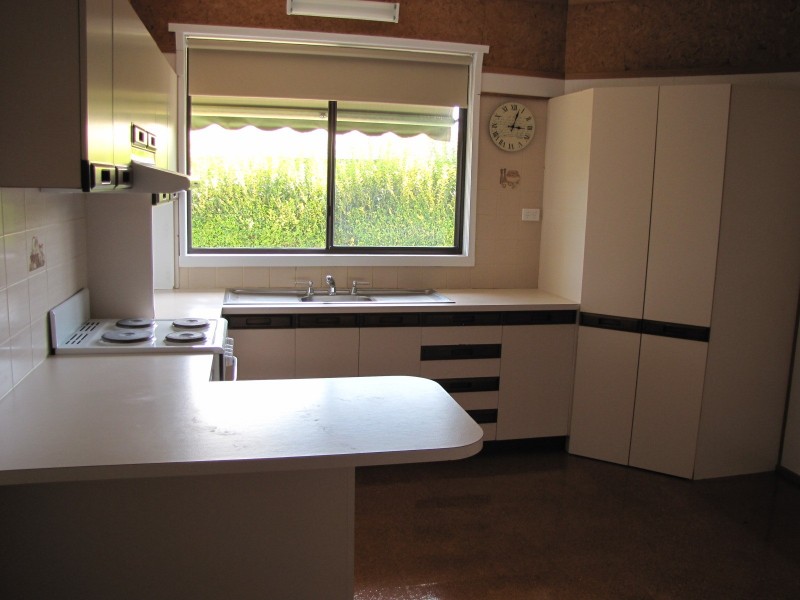 24 Margaret Street, Moe VIC 3825