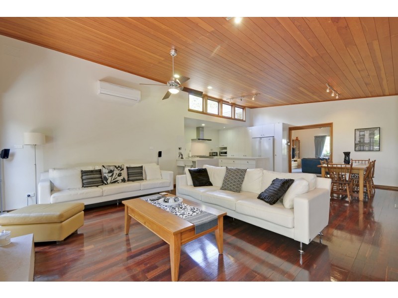 72 Shanahan Parade, Newborough VIC 3825