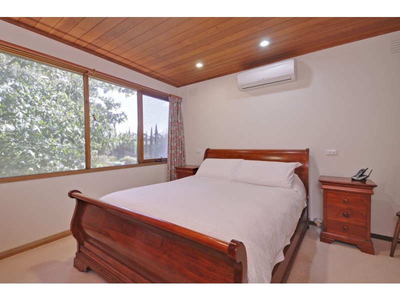 72 Shanahan Parade, Newborough VIC 3825