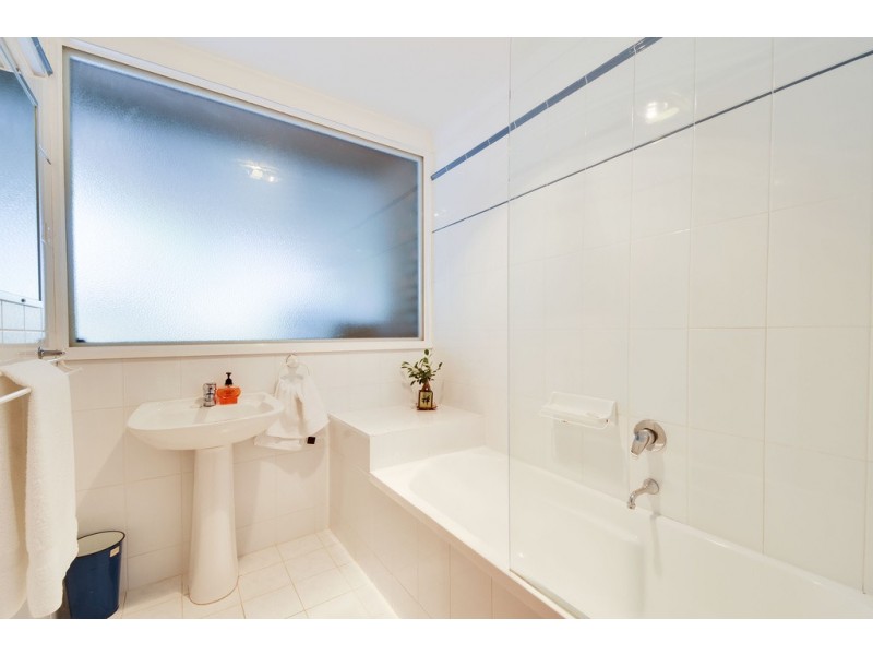 72 Shanahan Parade, Newborough VIC 3825