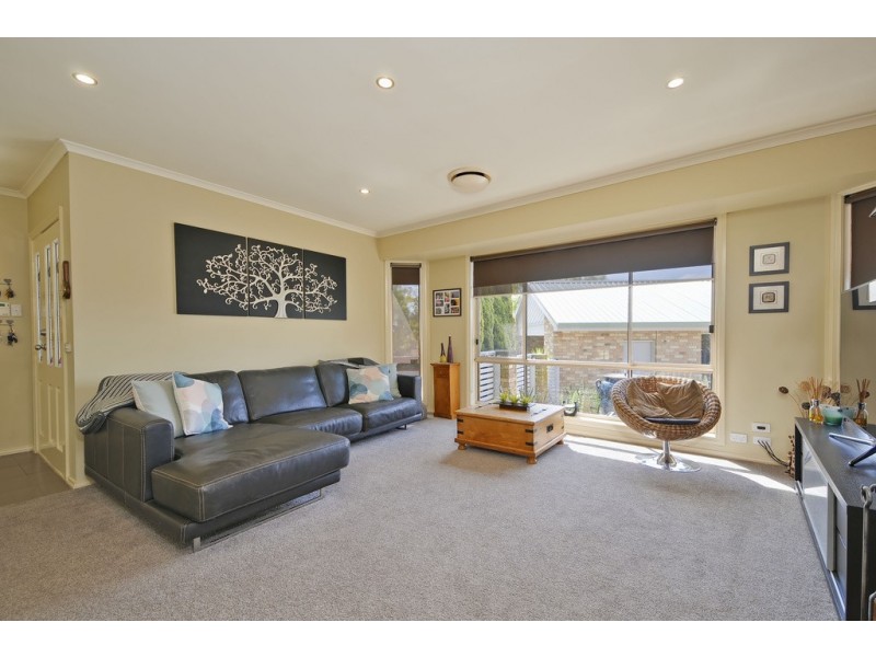 4 Billingsley Court, Moe VIC 3825