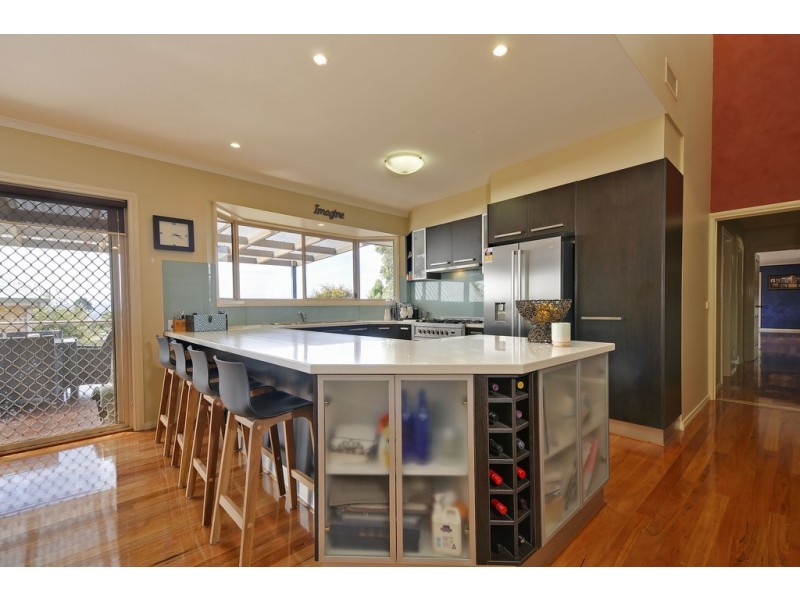 4 Billingsley Court, Moe VIC 3825