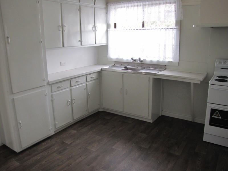 6 Truscott Rd, Moe VIC 3825