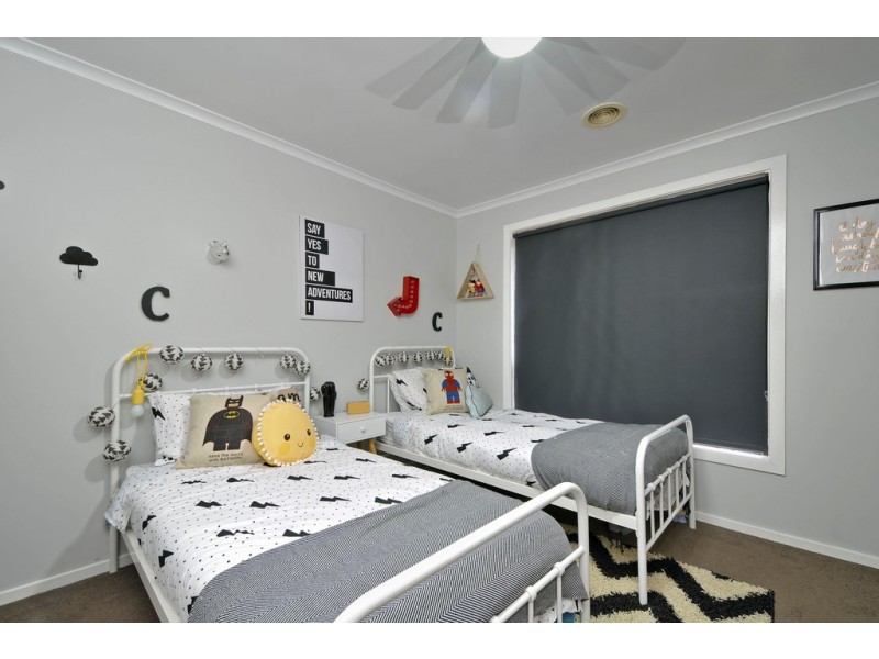 35 Newark Avenue, Newborough VIC 3825