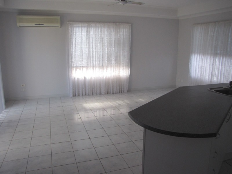 10 Valley Court, Newborough VIC 3825