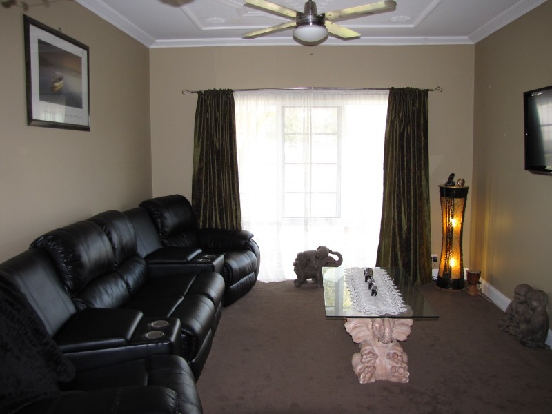 1A Austin Avenue, Moe VIC 3825