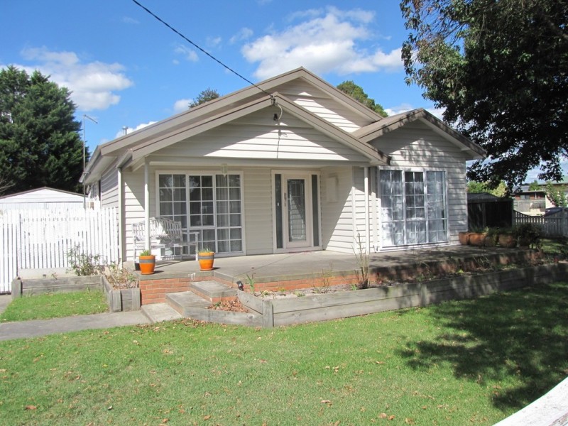 1A Austin Avenue, Moe VIC 3825