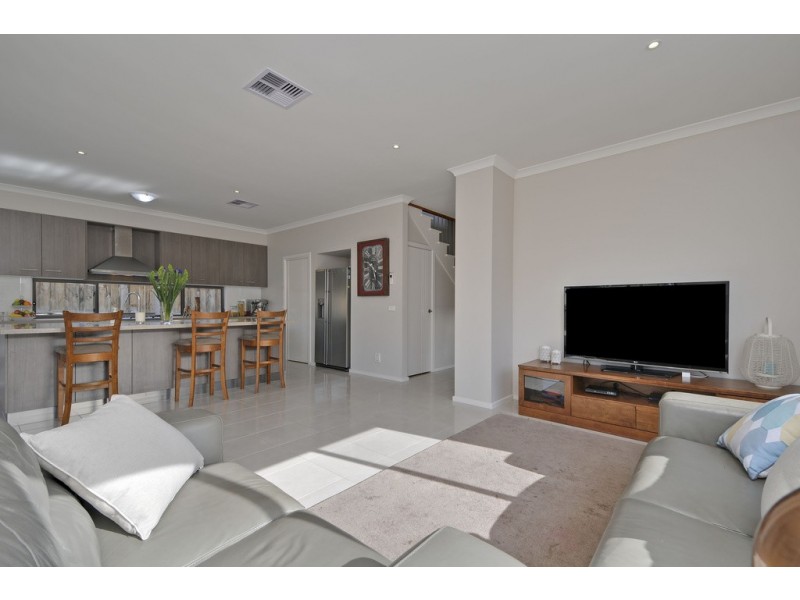 11 Discovery Boulevard, Moe VIC 3825