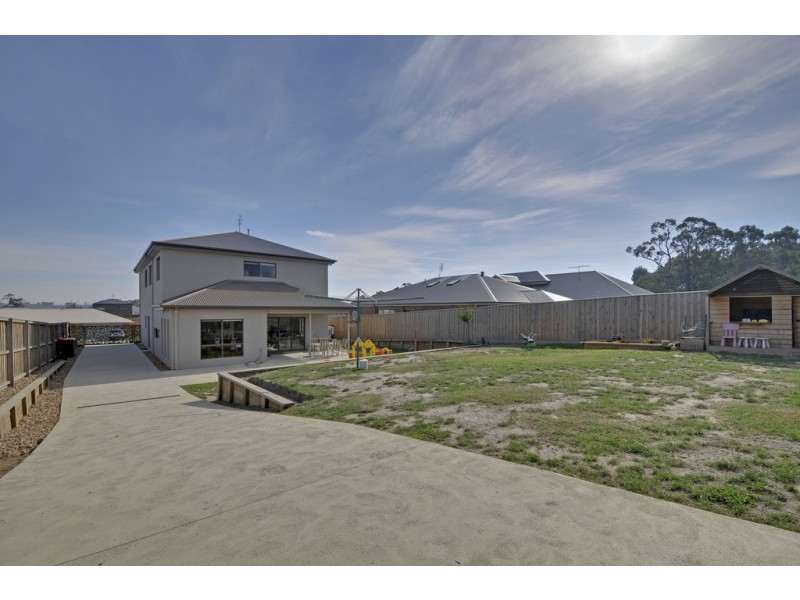 11 Discovery Boulevard, Moe VIC 3825