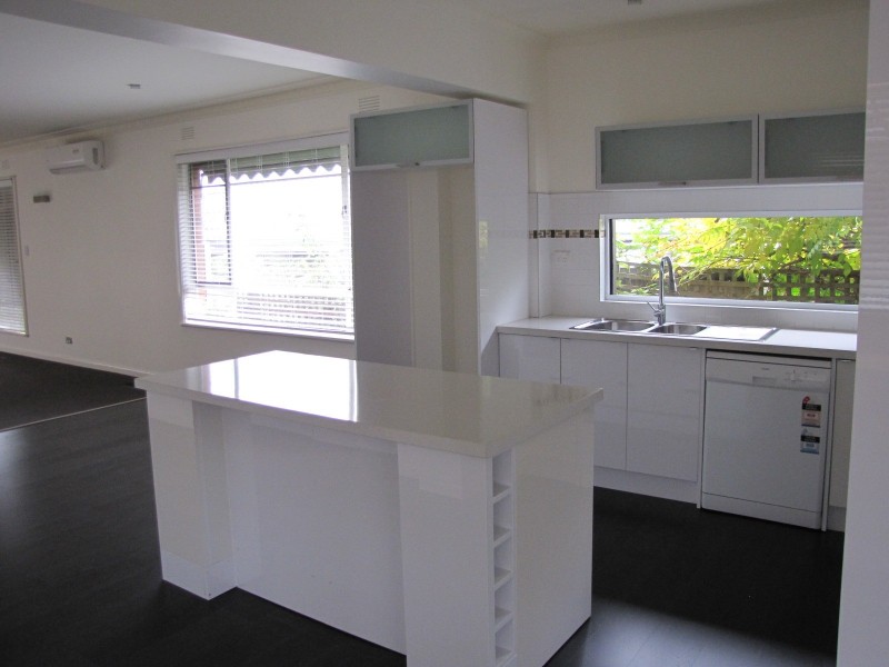 10 Murray Road, Newborough VIC 3825