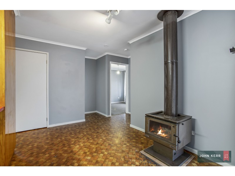 10 Abbott Street, Moe VIC 3825
