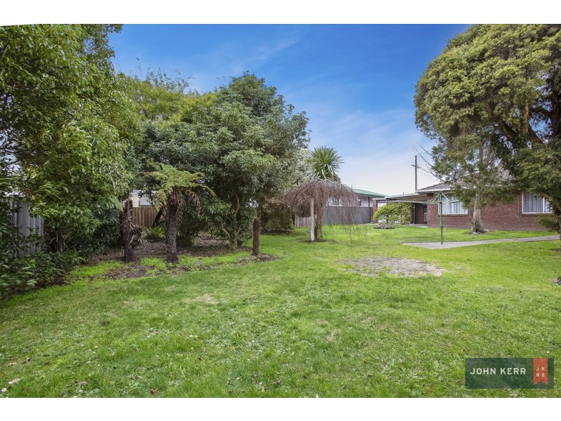 10 Abbott Street, Moe VIC 3825