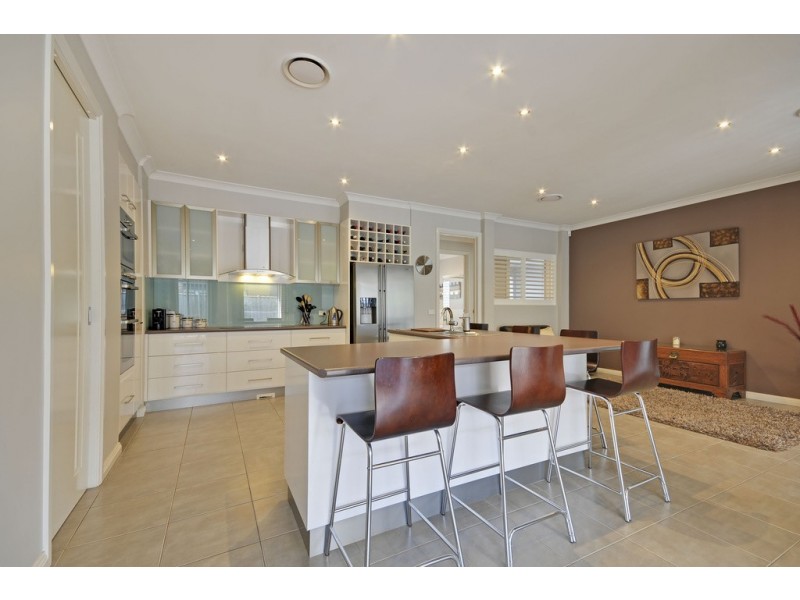 15 Leadbeater Mews, Newborough VIC 3825