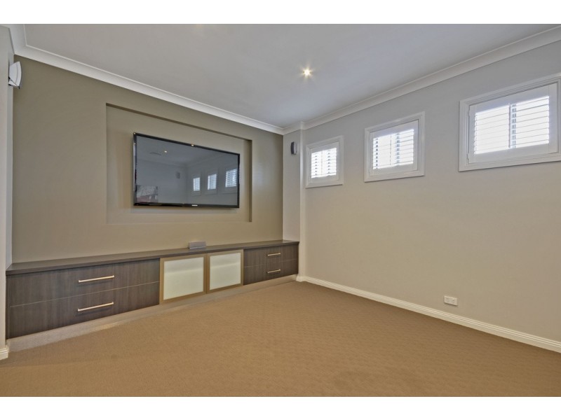 15 Leadbeater Mews, Newborough VIC 3825