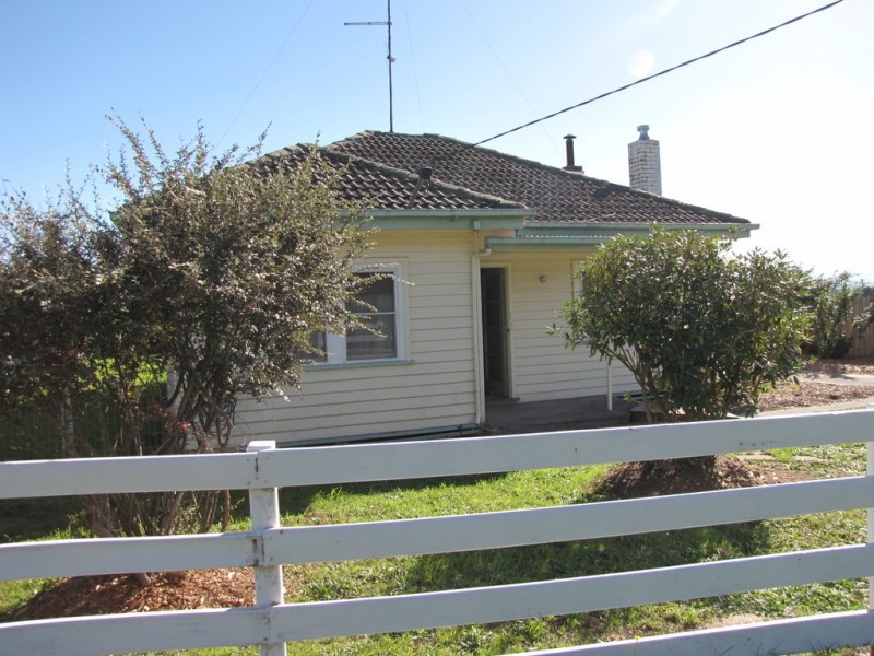 200 Waterloo Road, Moe VIC 3825