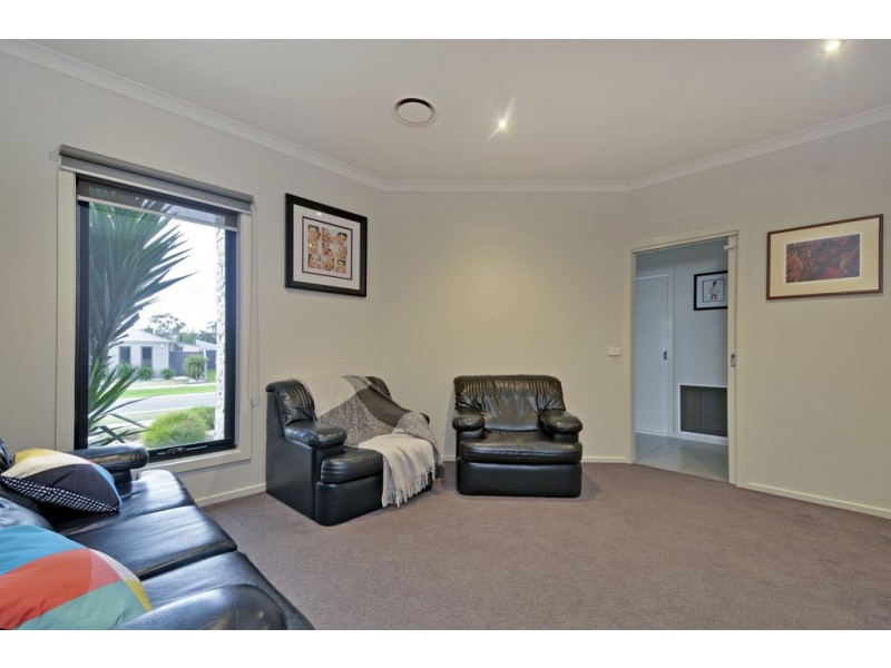 14 Copperhead Court, Newborough VIC 3825