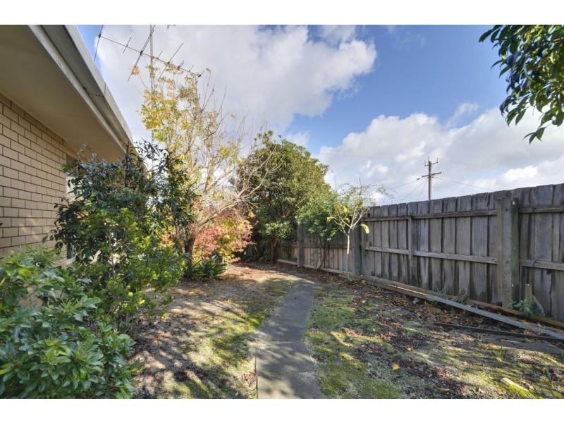 14 Smallburn Avenue, Newborough VIC 3825