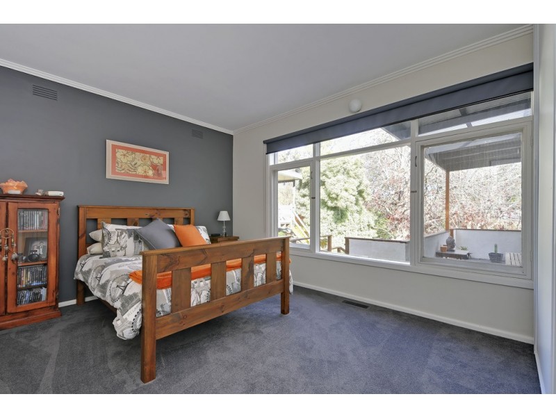 70 Shanahan Parade, Newborough VIC 3825