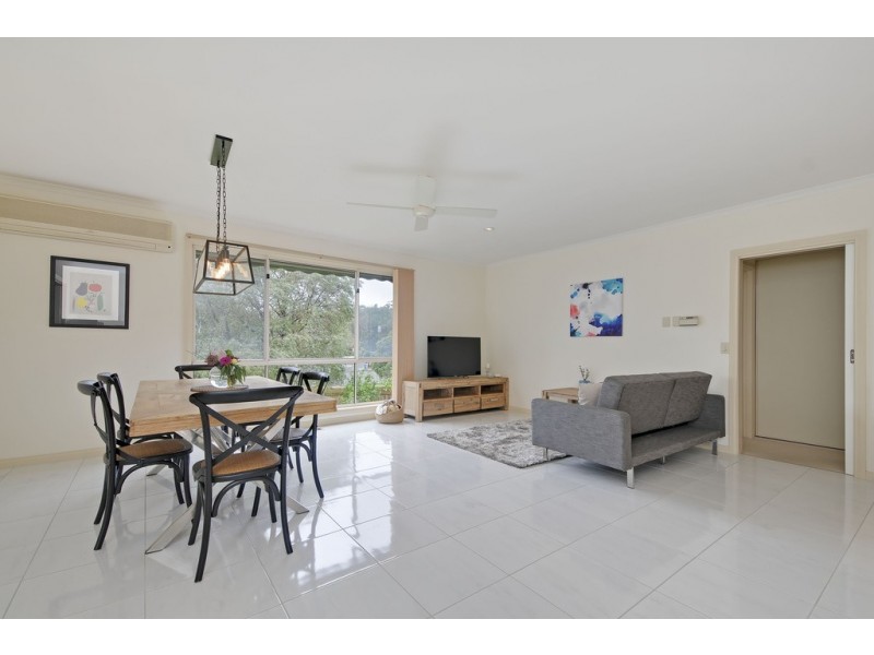 6 Libra Crescent, Moe VIC 3825