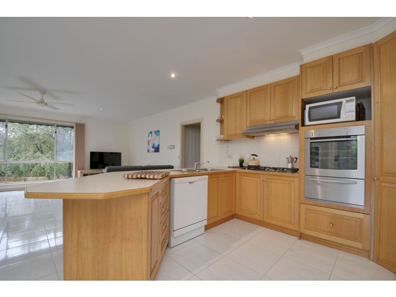 6 Libra Crescent, Moe VIC 3825