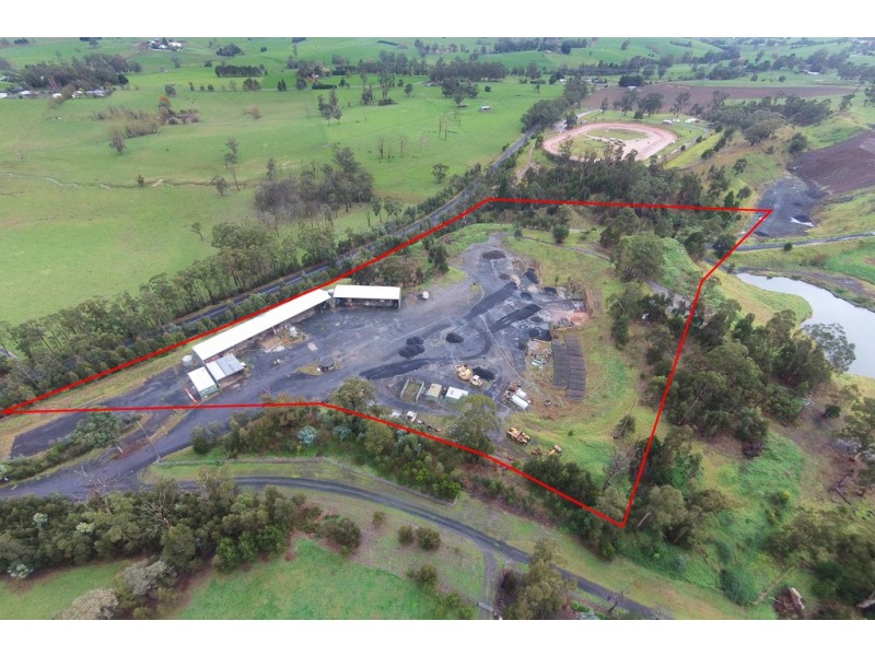 15 Beattie Road, Jindivick VIC 3818