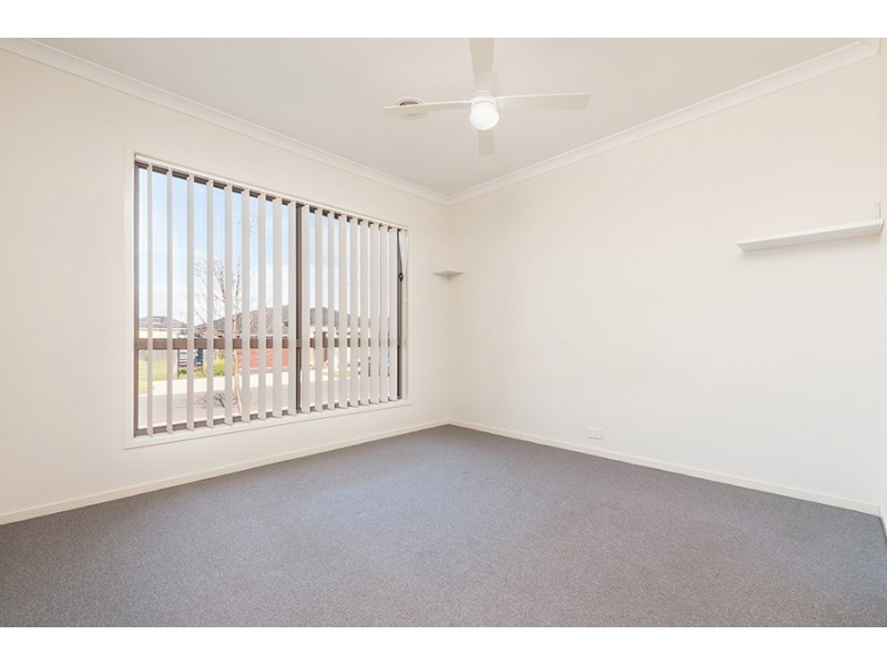 10 Taylan Street, Craigieburn VIC 3064