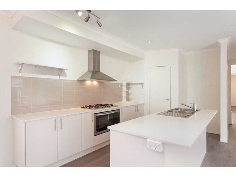 10 Taylan Street, Craigieburn VIC 3064