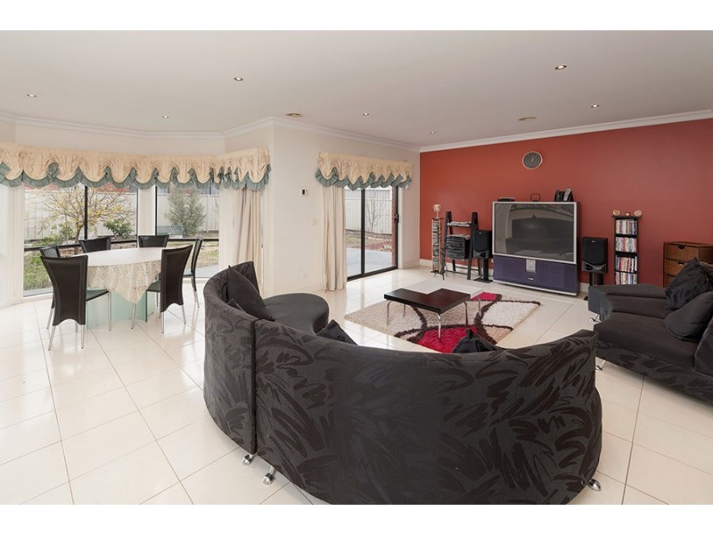 51 Tusmore Rise, Craigieburn VIC 3064