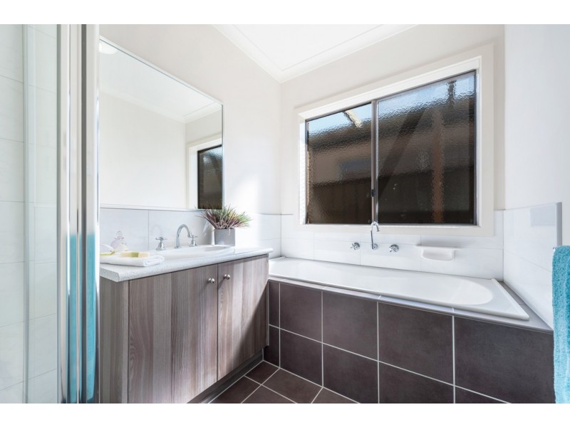 12 Penfold Street, Craigieburn VIC 3064