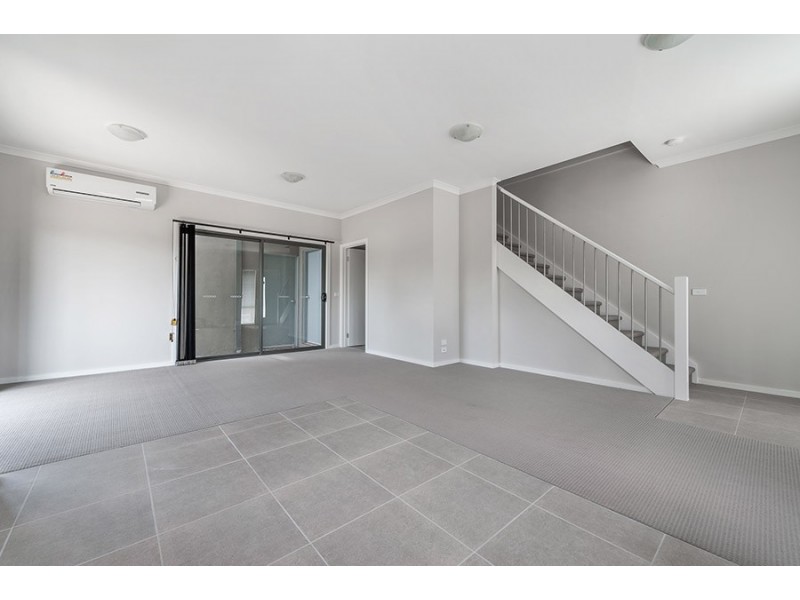 Unit 23/2-24 Hyde Park Avenue, Craigieburn VIC 3064