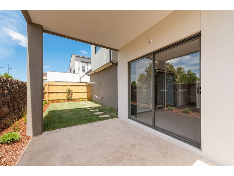 Unit 23/2-24 Hyde Park Avenue, Craigieburn VIC 3064