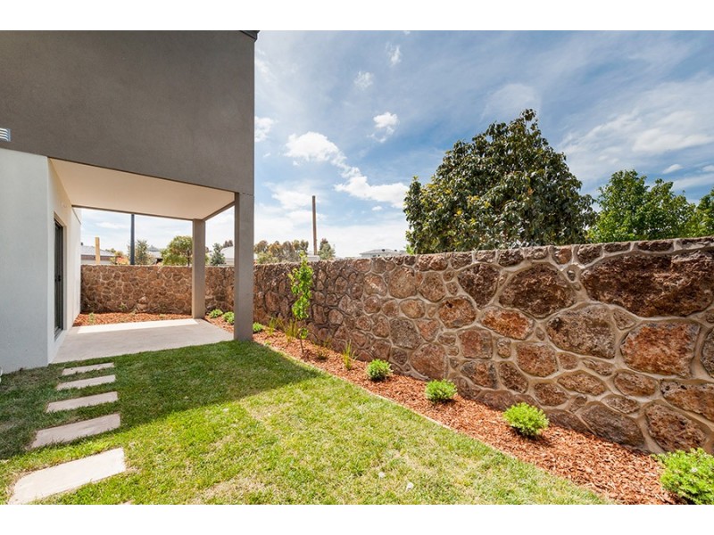 Unit 23/2-24 Hyde Park Avenue, Craigieburn VIC 3064