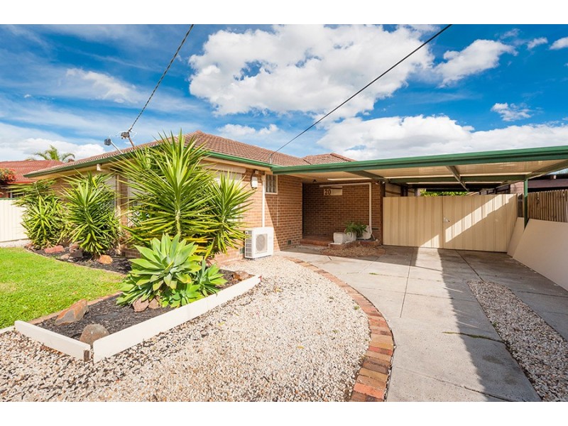 20 Parnell Cres, Gladstone Park VIC 3043